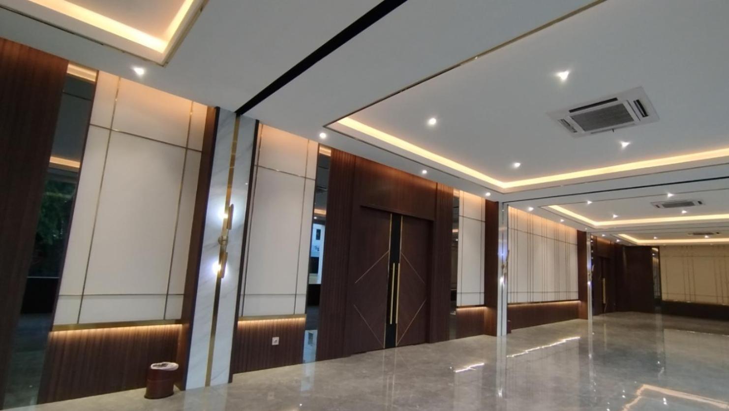 The Sun Hotel Sidoarjo Exterior photo